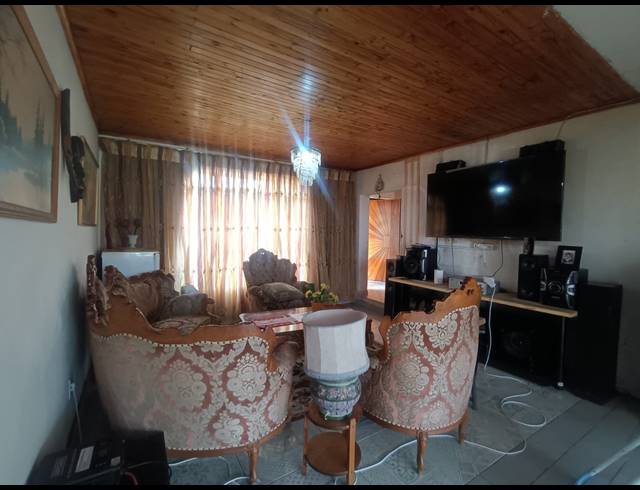 3 BEDROOM HOUSE FOR SALE IN BEDWORTH PARK